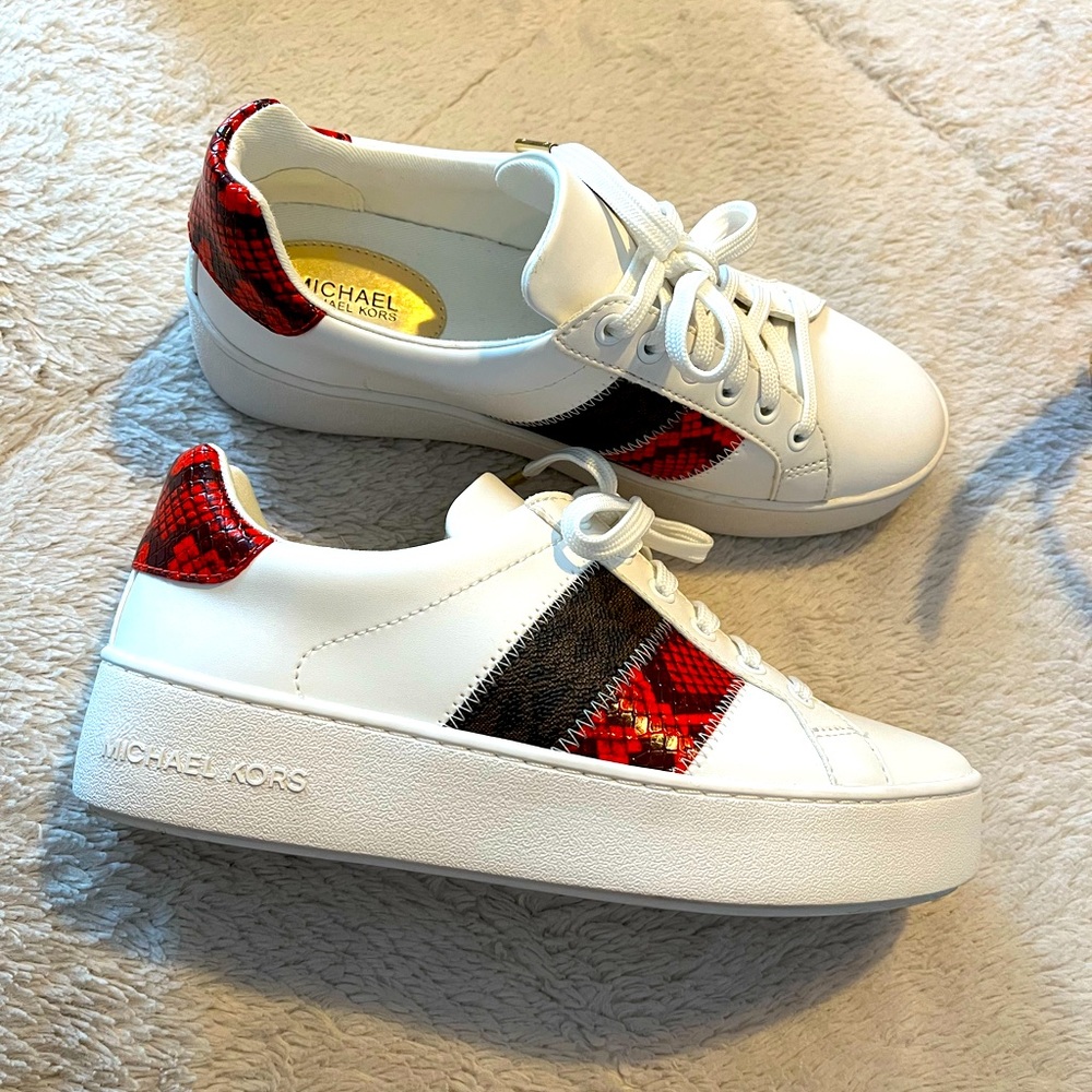 Michael Kors sneakers size 6